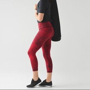 Lululemon wunder under hi rise crop